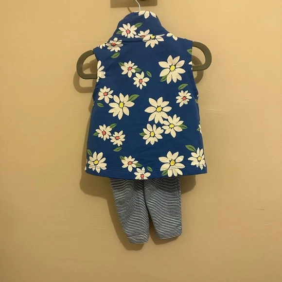 Carter’s set 12 month - Picture 3 of 3